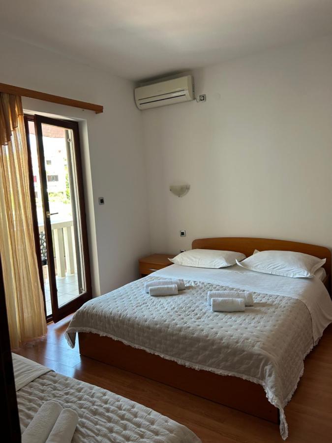 Apartmani Baki Podstrana Bagian luar foto